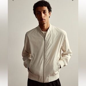 *NWT* H&M Men’s Cream Bomber Coat in Cream Size XL